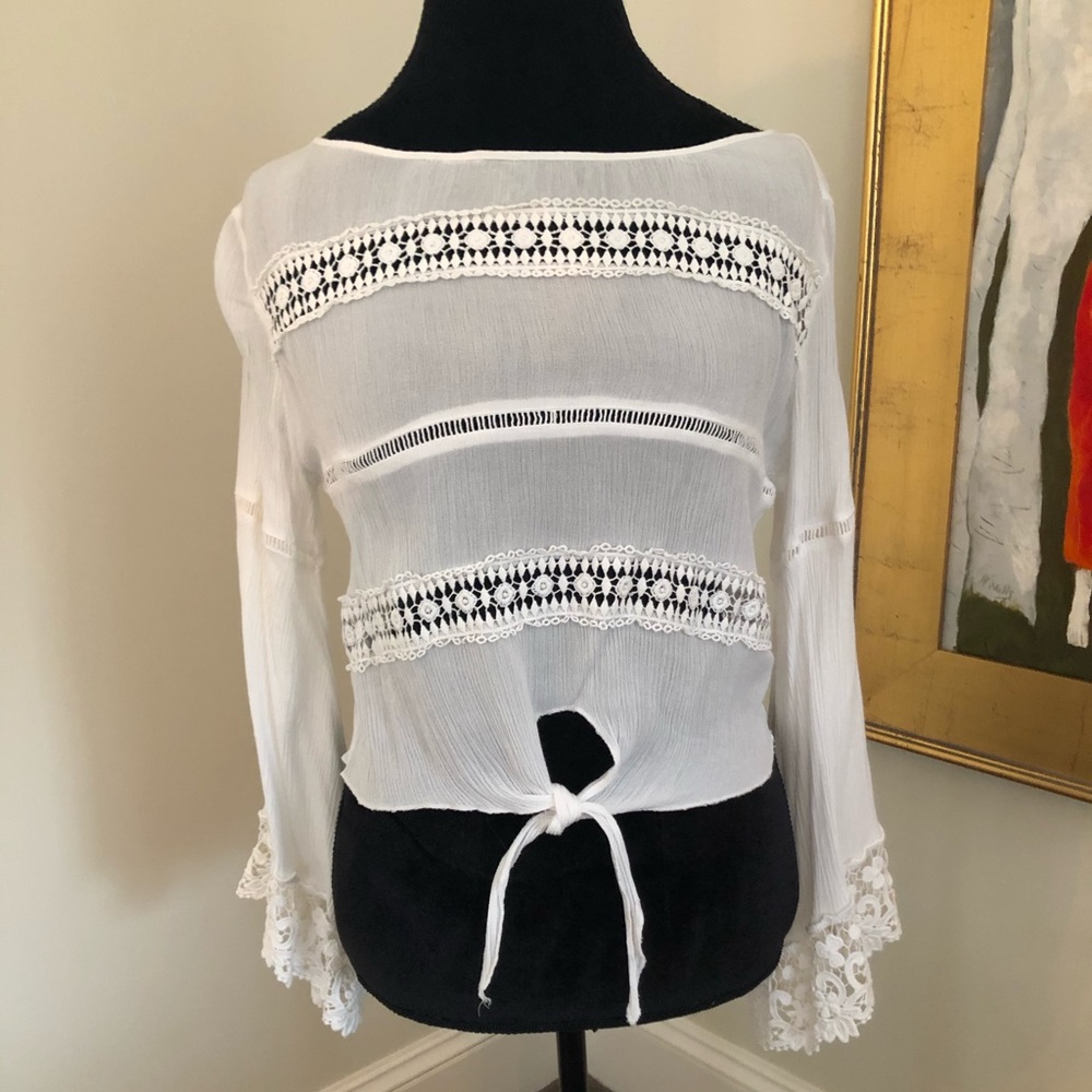 Adorable beachey crepe top